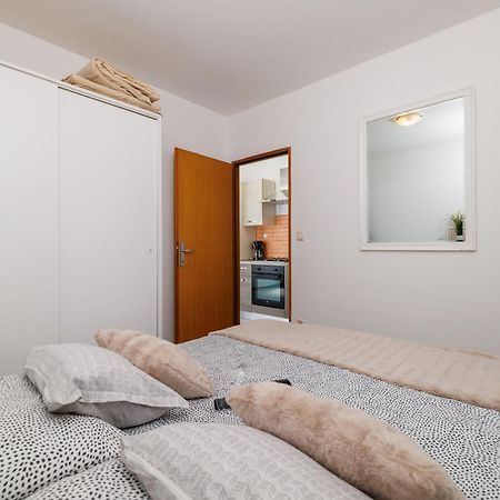 Apartments Luna 茨里克韦尼察 外观 照片